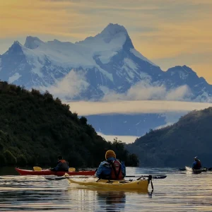 Kayak Lago Porteño: “Ruta del Silencio” (FULL DAY)